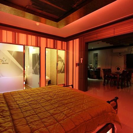 Star Motel Поханг Екстериор снимка
